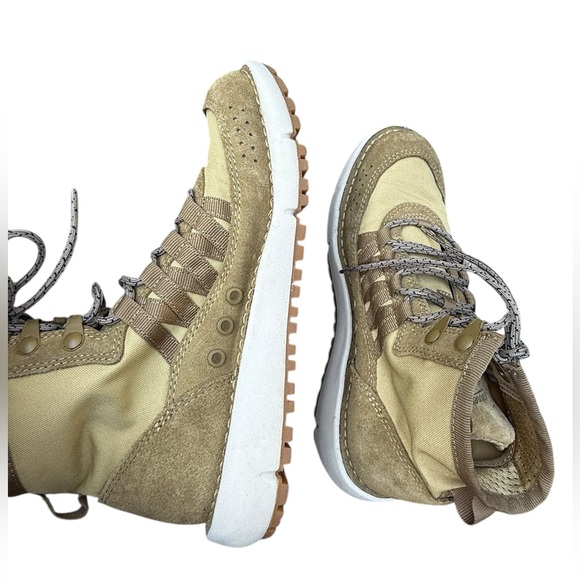 Danner Leather Jungle 917 Lifestyle Boot Prairie Sand Womens Sz 6.5 Hiking Trail - Picture 2 of 9